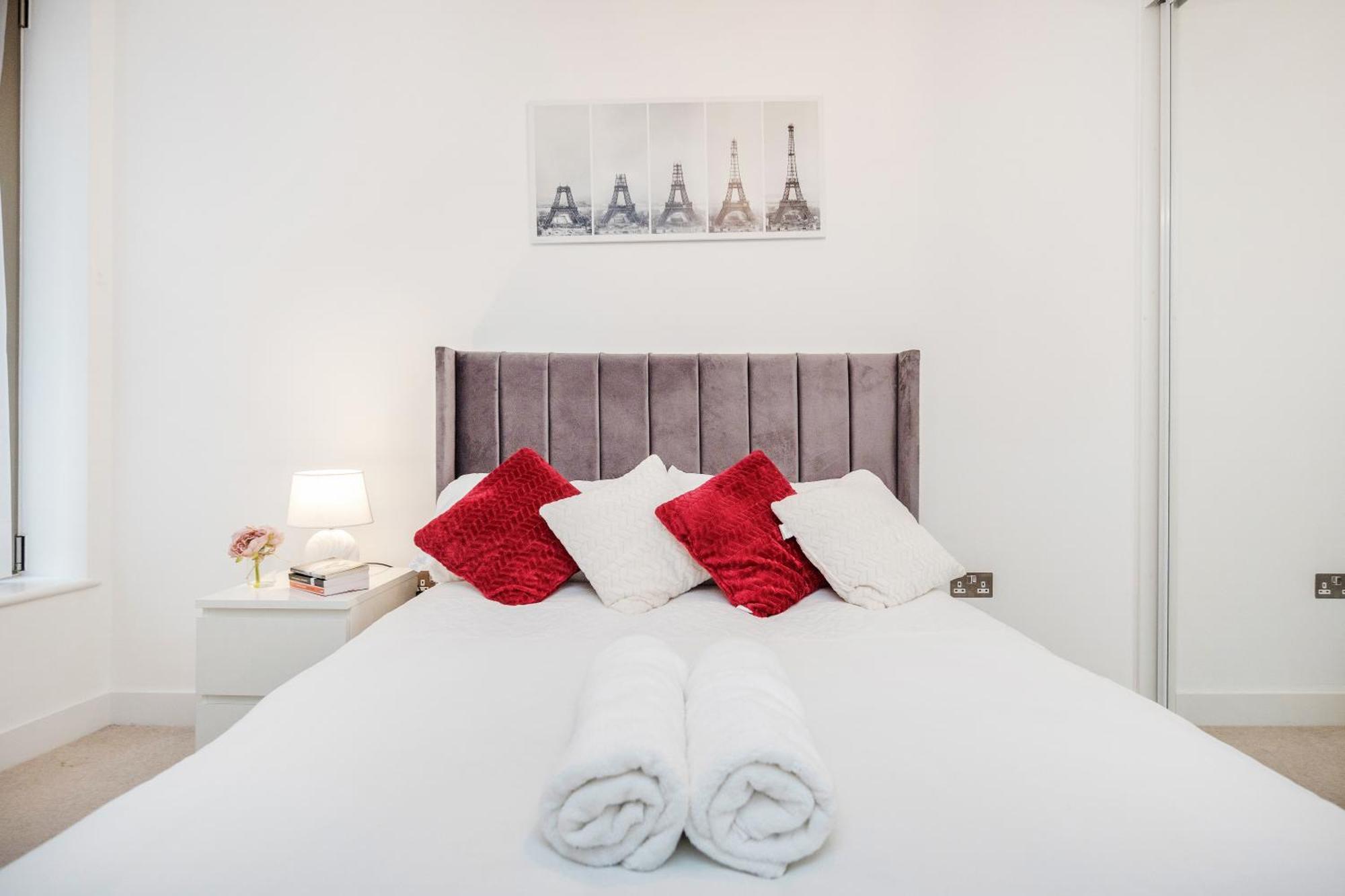 Deluxe Condo Beside 02 Arena And Central London Bagian luar foto